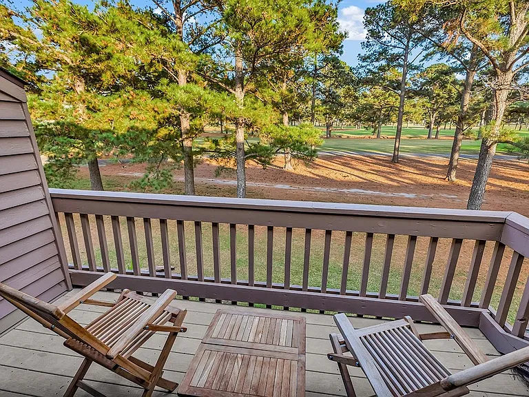 4000 Fairway Lakes Dr — Photo 32