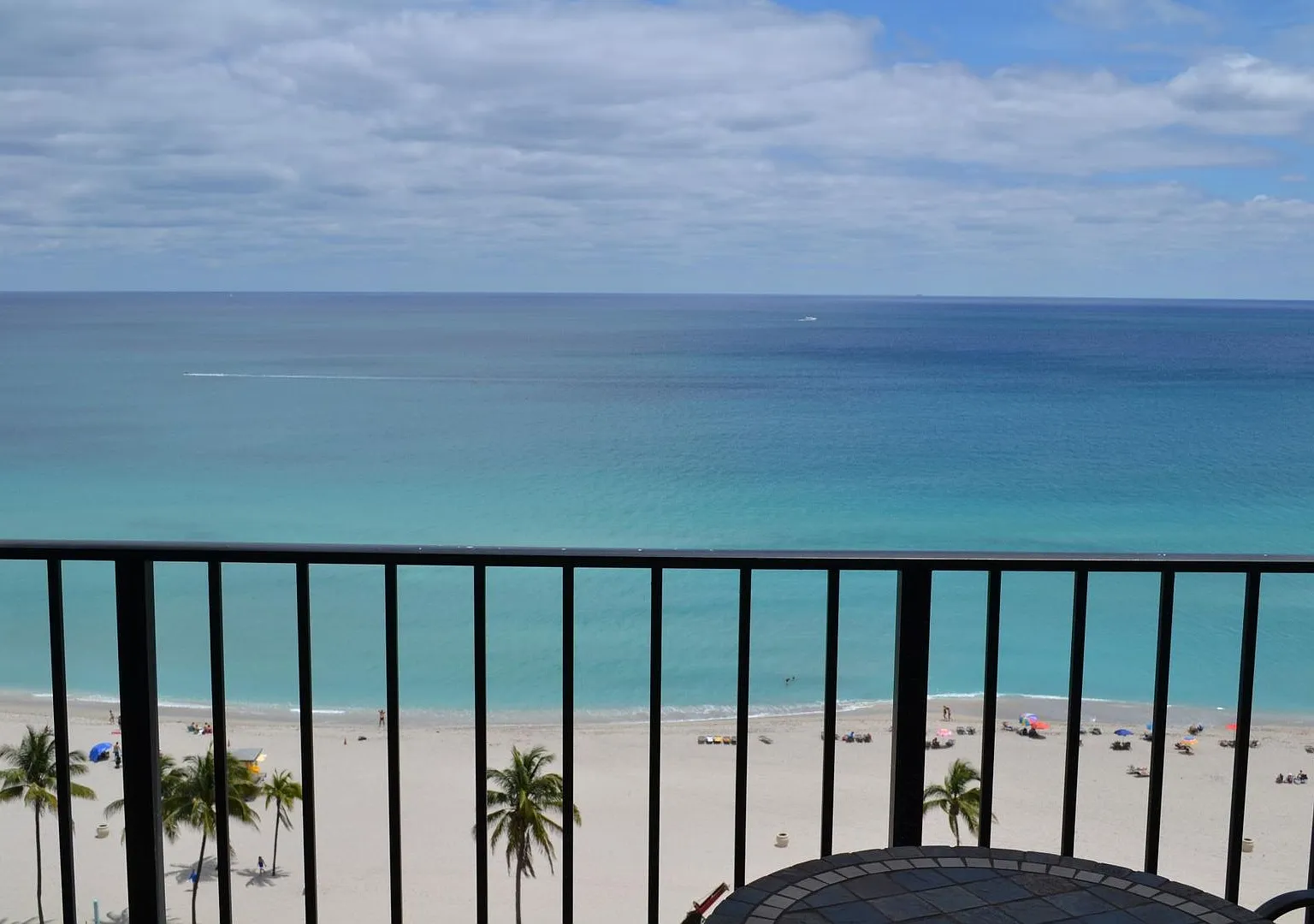 Ocean Front Condo — Photo 3