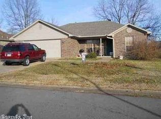 2420 Jerry Lee Dr, Conway, AR 72032