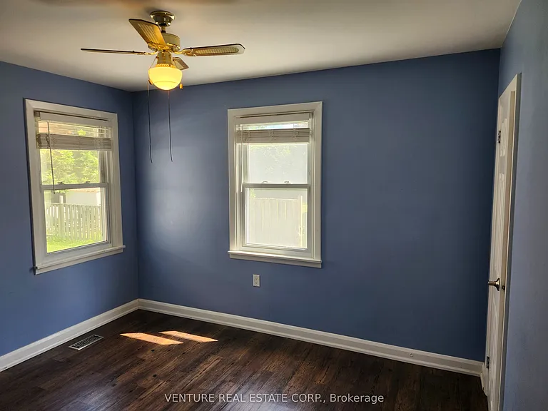 6 Sullivan Dr — Photo 8
