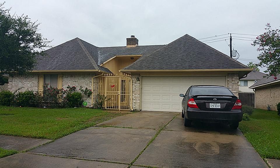 1st image of 14418 Royal Hill Dr