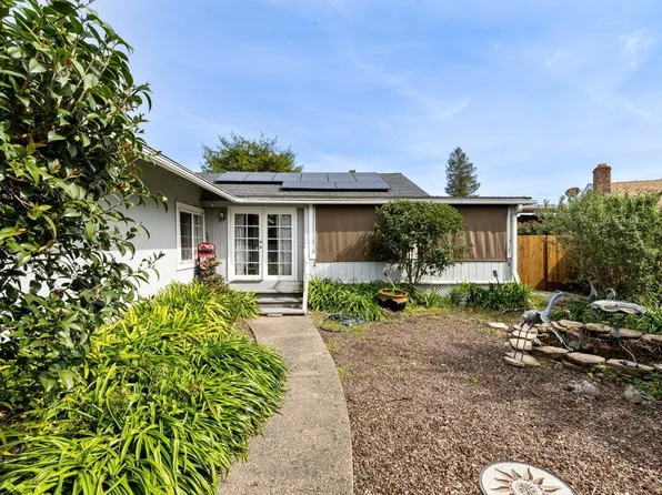 550 S Lydia Court S, Rohnert Park, CA 94928