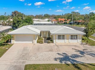 14859 Sovereign Dr, Largo, FL 33774