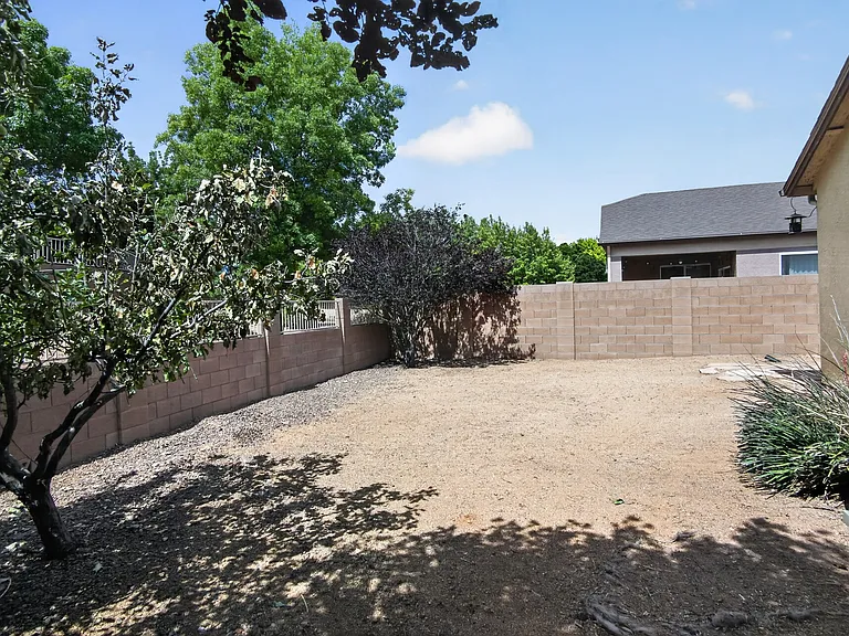 7665 E Dusty Boot Rd — Photo 20