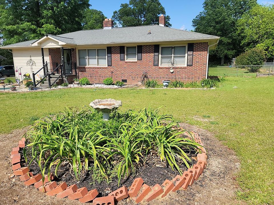 104 Sherwood Dr, Greenwood, SC 29646 Zillow