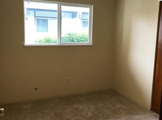 2529 NE Morgan St, Portland, OR 97211