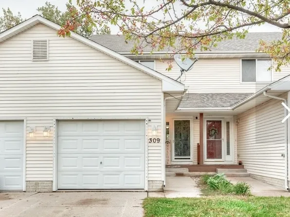 309 N Cherokee Dr, Polk City, IA 50226