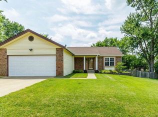 1335 Eaglebrooke Ct, Ballwin, MO