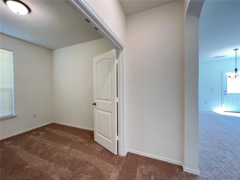 6409 Wagon Spring St — Photo 10