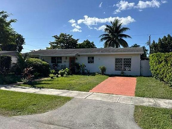 2nd image of 17110 SW 117th Ave