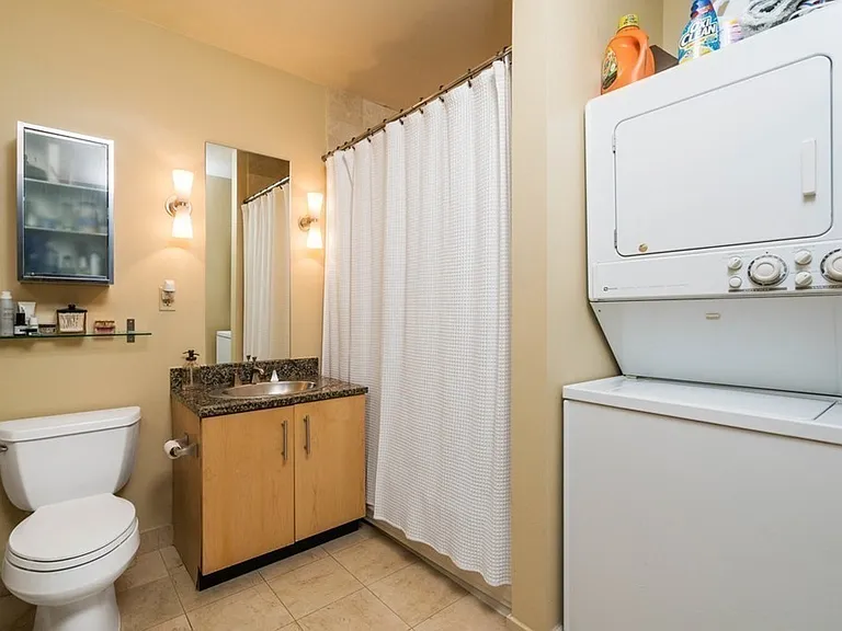 1313 Washington St #211 — Photo 9