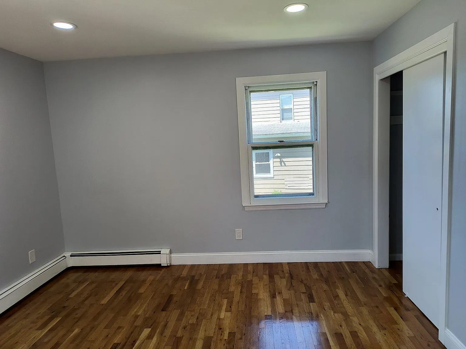 85 Grove St — Photo 4