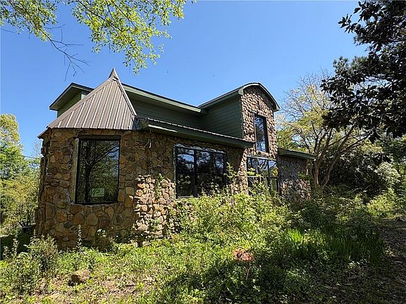 2nd image of 4271 Panthersville Rd