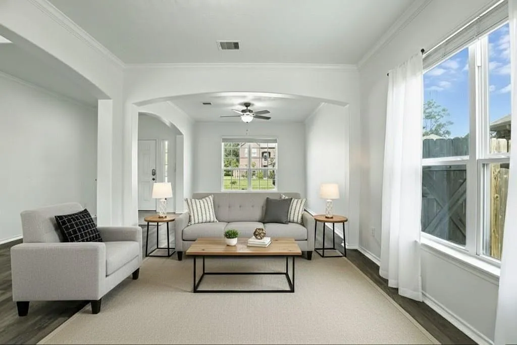 5 bed, 3.5 bath, 3104 sqft, $2,600 — Photo 3