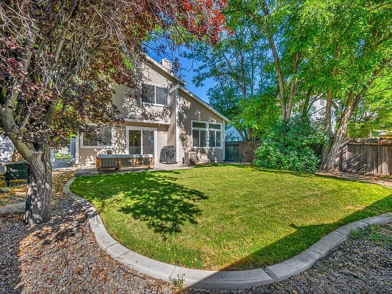 7554 Wheeldale Cir — Photo 33