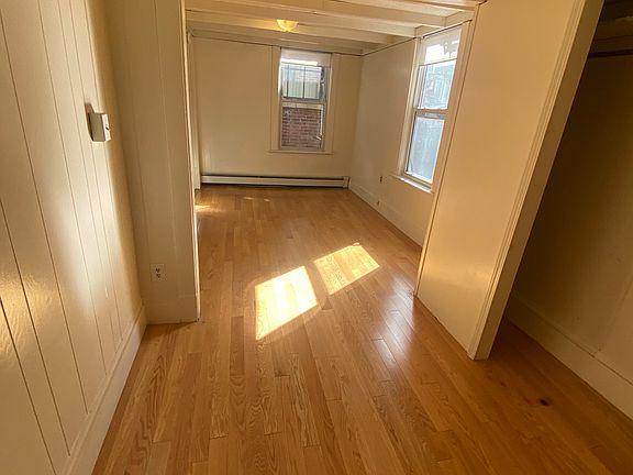 4th image of 232 Cambridge St #14