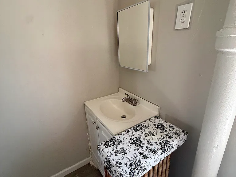 701 S Webster Ave #2 — Photo 7
