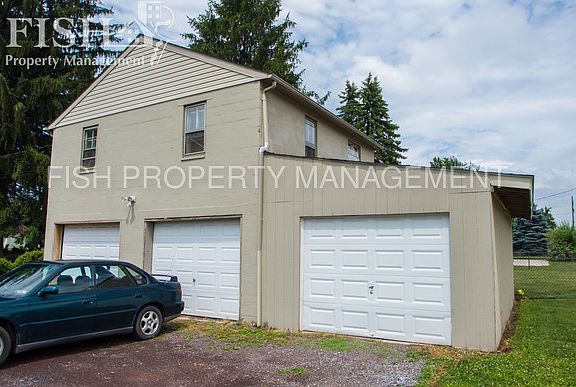 3rd image of 336 Clinton St #1