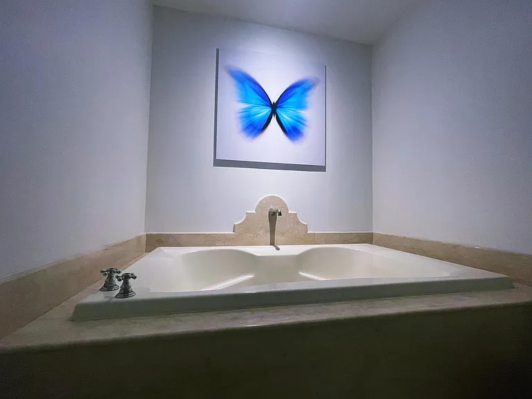 100 S Pointe Dr #111 — Photo 51