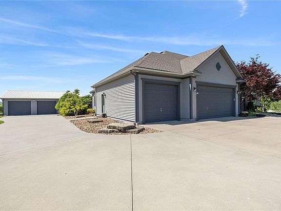 3rd image of 24503 E Woodland Cir