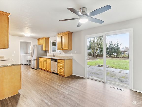 5th image of 8609 114th Street E