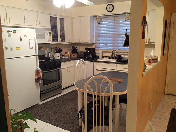 4th image of 253 Ramona Ave