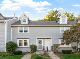 161 Flower Ln APT 5, Dracut, MA 01826