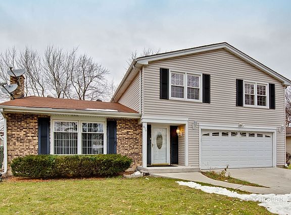 2nd image of 874 Saratoga Ln