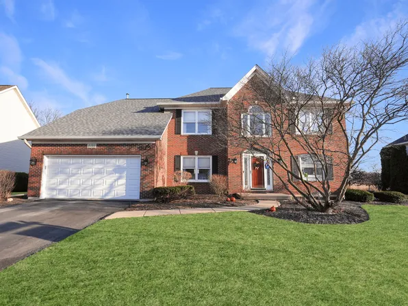 3135 Wild Meadow Ln, Aurora, IL 60504