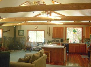 1430 Hunter Point Rd, Upper Lake, CA 95485