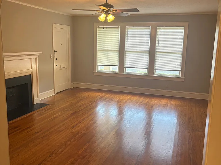 705 Ockley Dr #2 — Photo 7