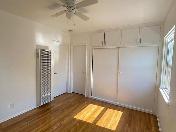 UPSTAIRS BEDROOM