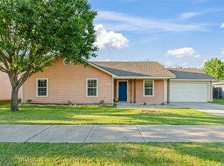 2813 Dana Ln, Denton, TX 76209