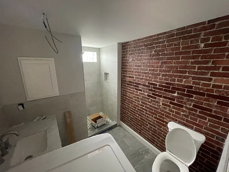 340 Central Ave #304 — Photo 3