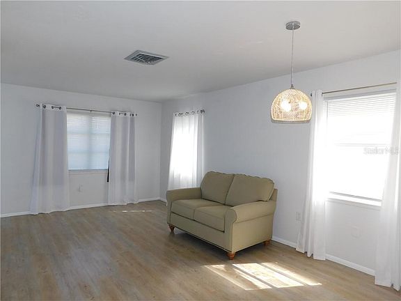 3rd image of 5993 Hibiscus Dr #6