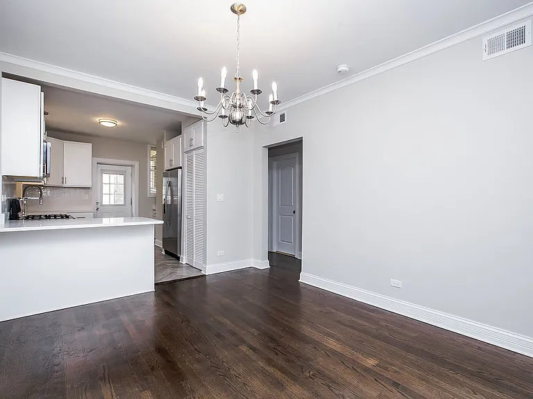 2648 W Lunt Ave #3 — Photo 6
