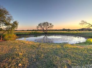 3231 Fm 2200 W, Moore, TX 78057