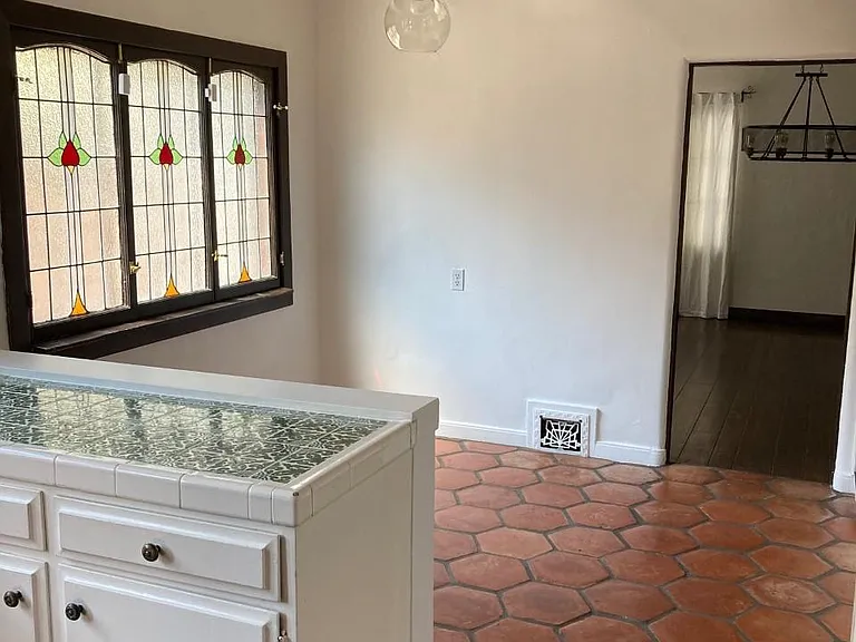 400 S Citrus Ave — Photo 19