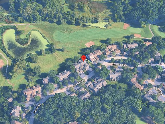 4th image of 862 Oak Hill Rd #504