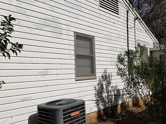 4th image of 1312 S Oak Cliff Blvd