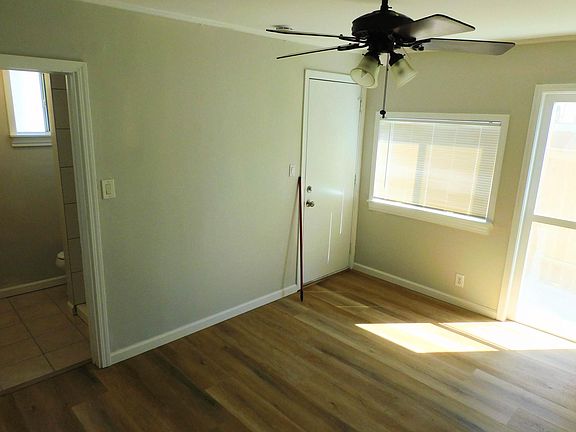 3rd image of 501 1/2 Macdonald St