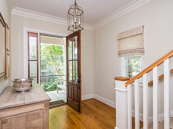 2nd image of 37 Berkshire Hall