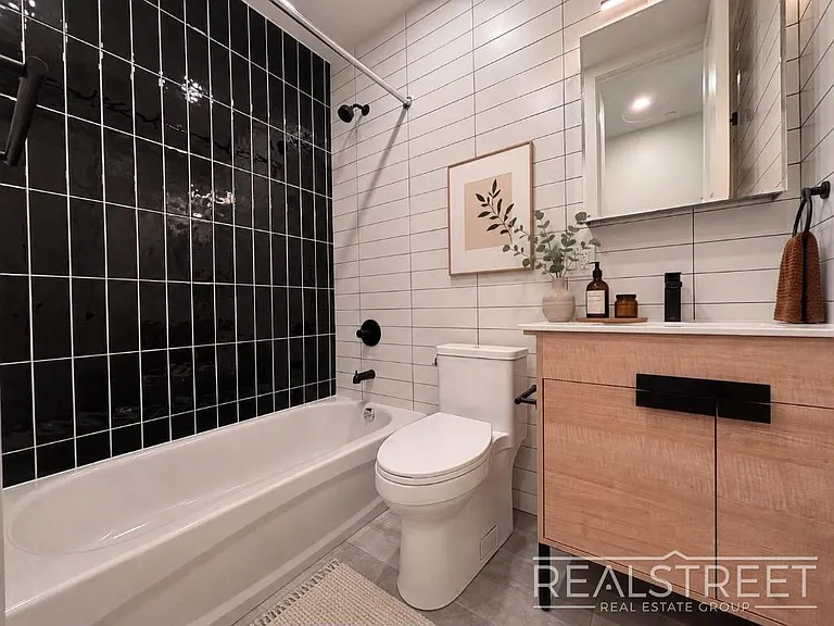 417 Rutland Rd #2F — Photo 8