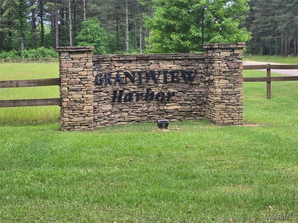 93 Robinson Pond Rd, Prattville, AL 36067