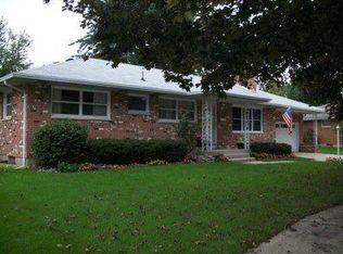 4242 Phoenix Dr, Springfield, OH 45503