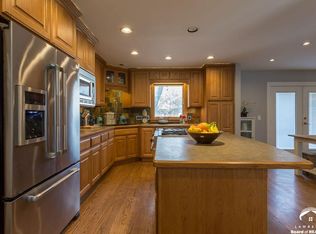 3216 Longhorn Dr, Lawrence, KS 66049