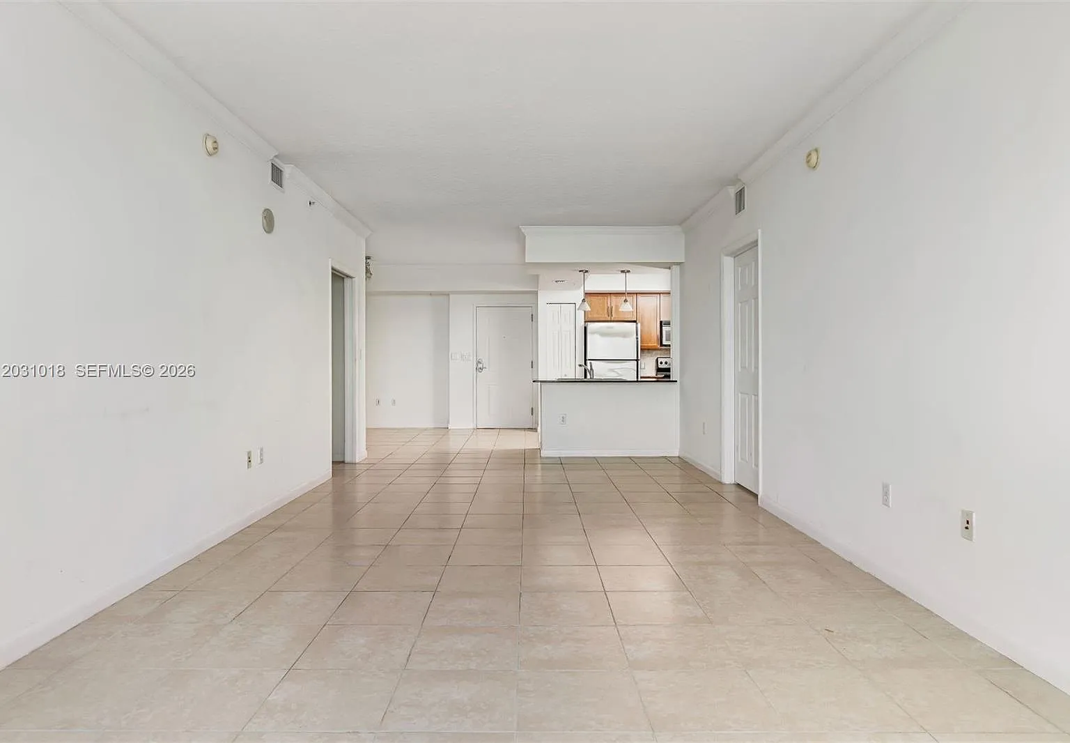 Cite Condo — Photo 2