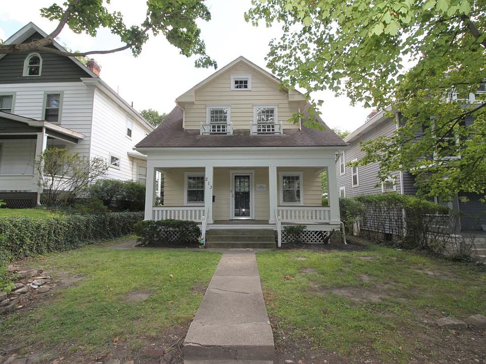 1st image of 213 E Oakland Ave