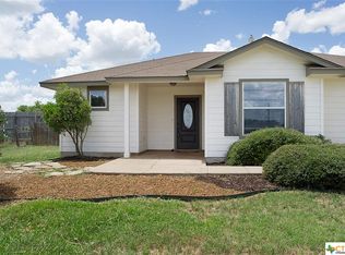 171 Round Up Dr, Liberty Hill, TX 78642