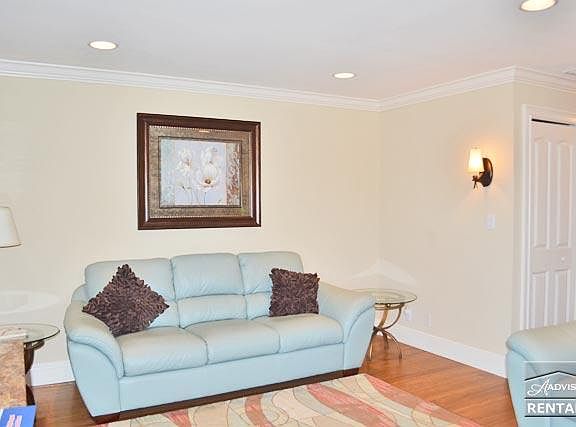 3rd image of 1065 Gulf Shore Blvd N #2519